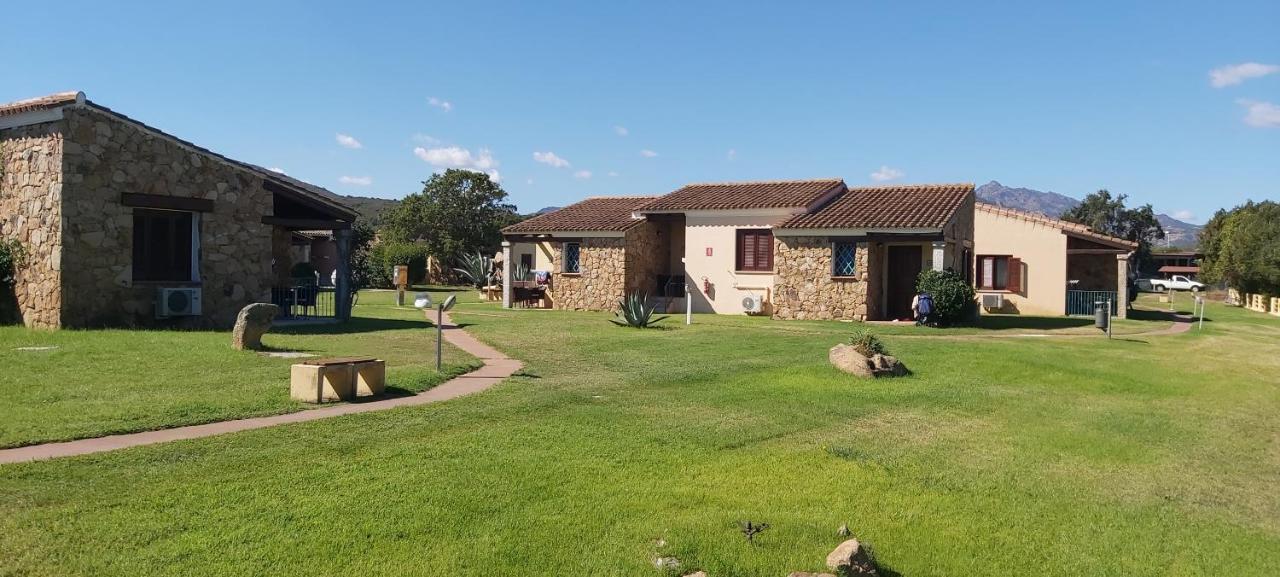 סאן תאודורו Li Suari Club Village מראה חיצוני תמונה