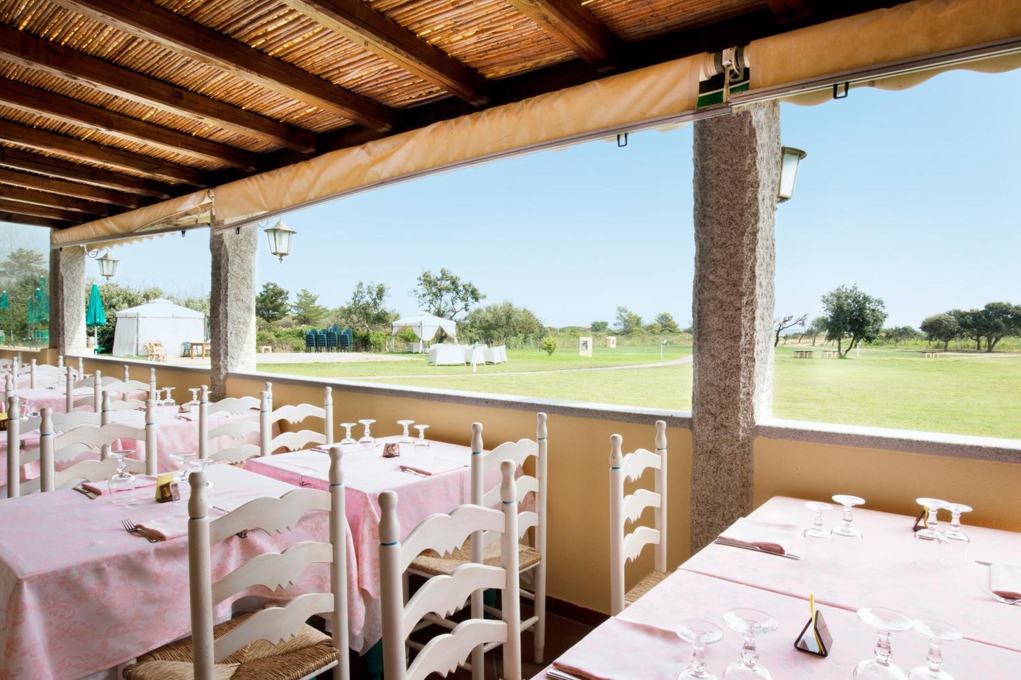 סאן תאודורו Li Suari Club Village מראה חיצוני תמונה