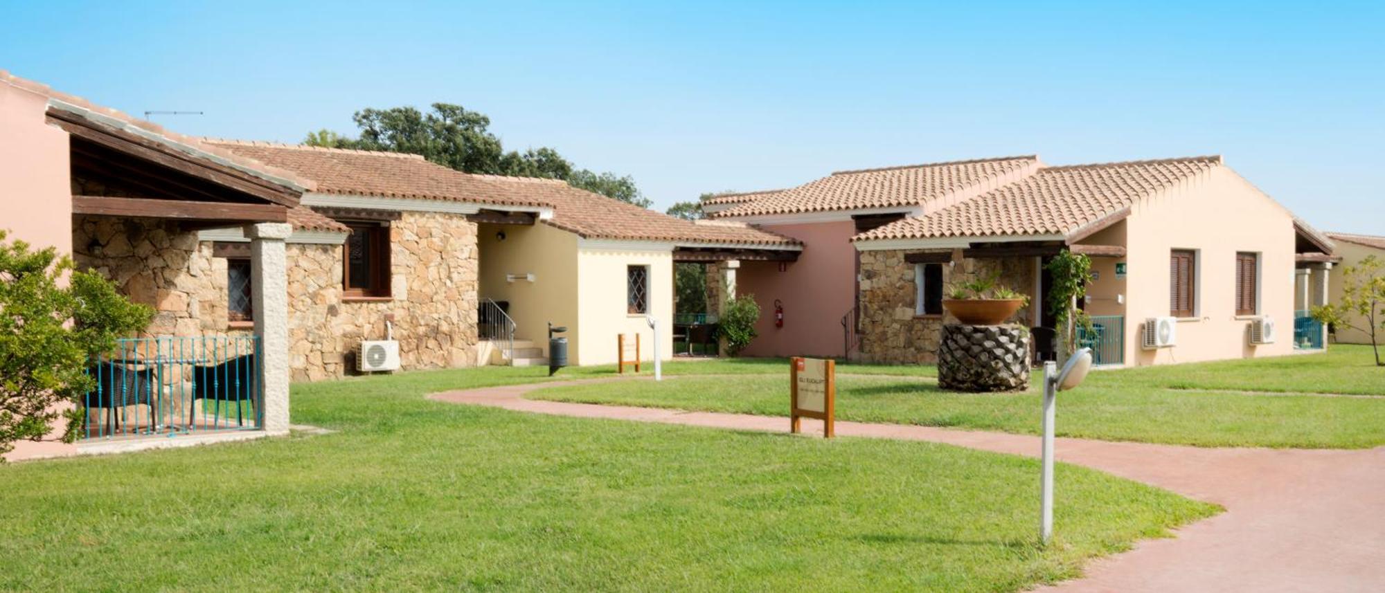 סאן תאודורו Li Suari Club Village מראה חיצוני תמונה