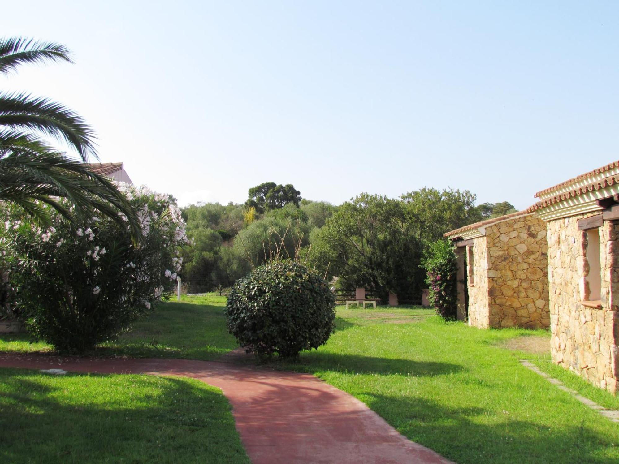 סאן תאודורו Li Suari Club Village מראה חיצוני תמונה