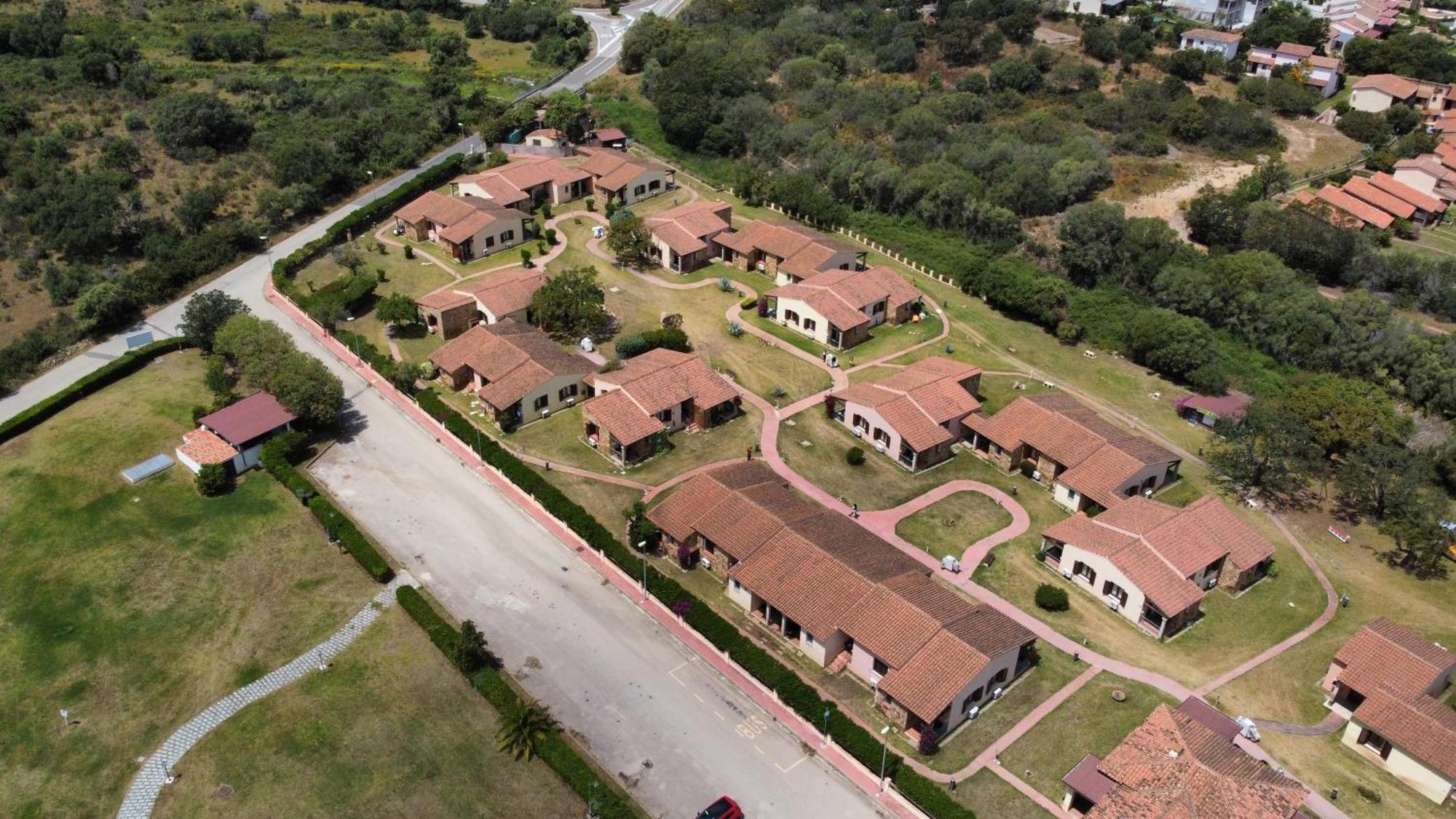 סאן תאודורו Li Suari Club Village מראה חיצוני תמונה