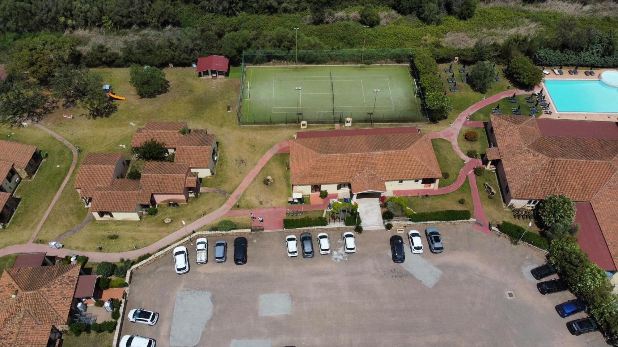 סאן תאודורו Li Suari Club Village מראה חיצוני תמונה