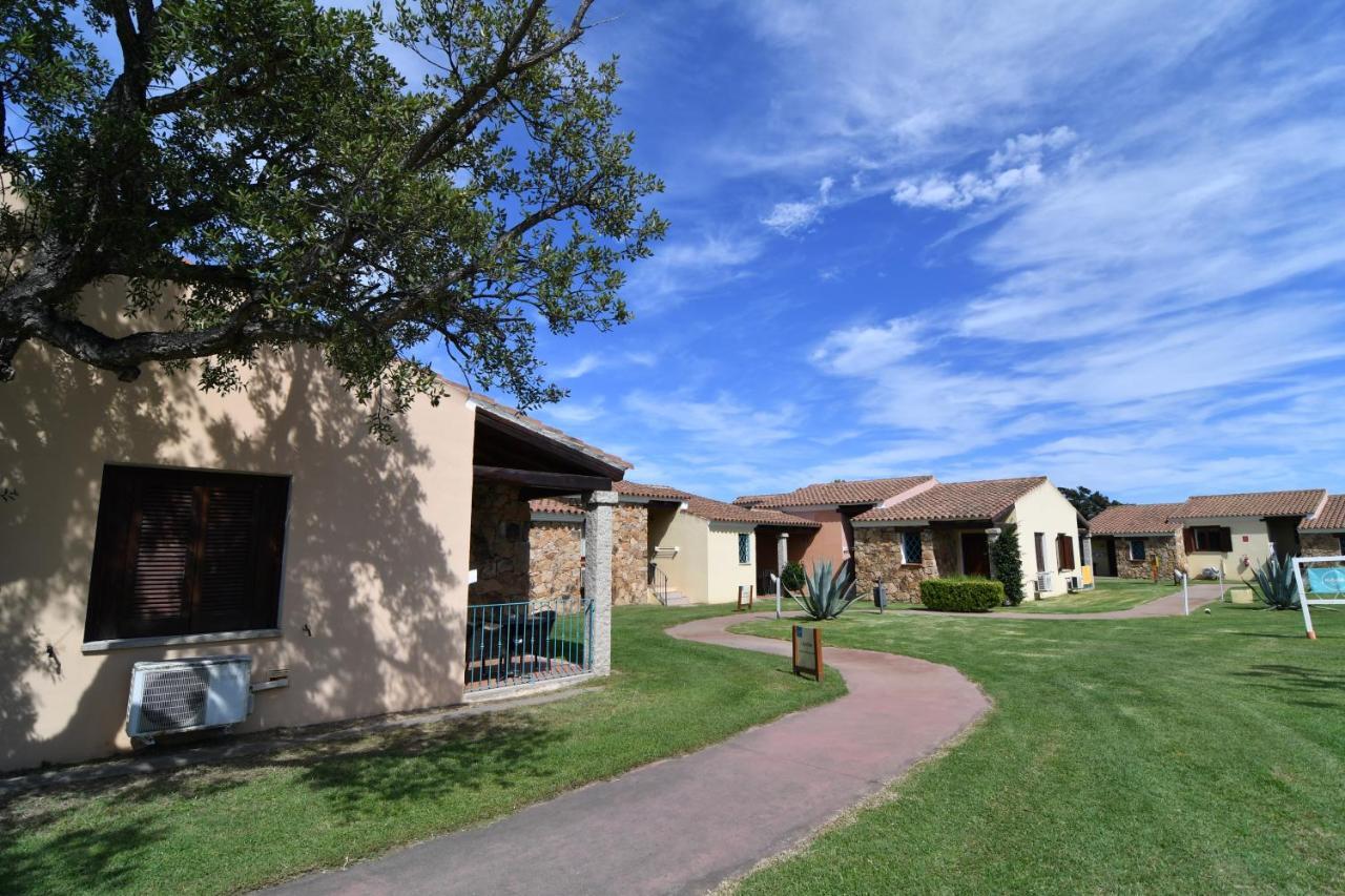 סאן תאודורו Li Suari Club Village מראה חיצוני תמונה